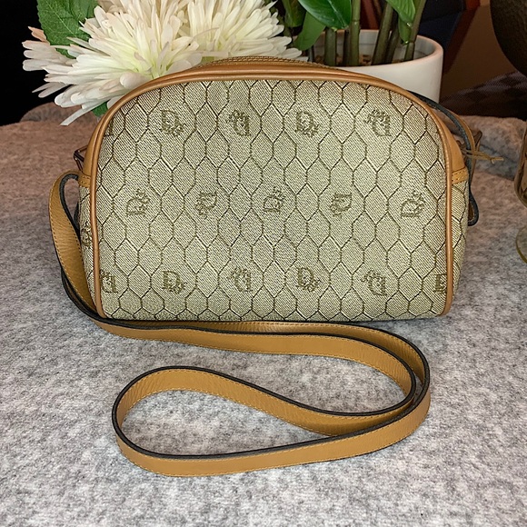 Christian Dior Honeycomb Shoulder Bag vintage PVC - Picture 2 of 14